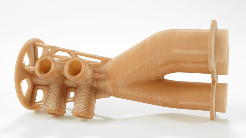 Victrex alapanyagból 3D nyomtatott csőrendszer