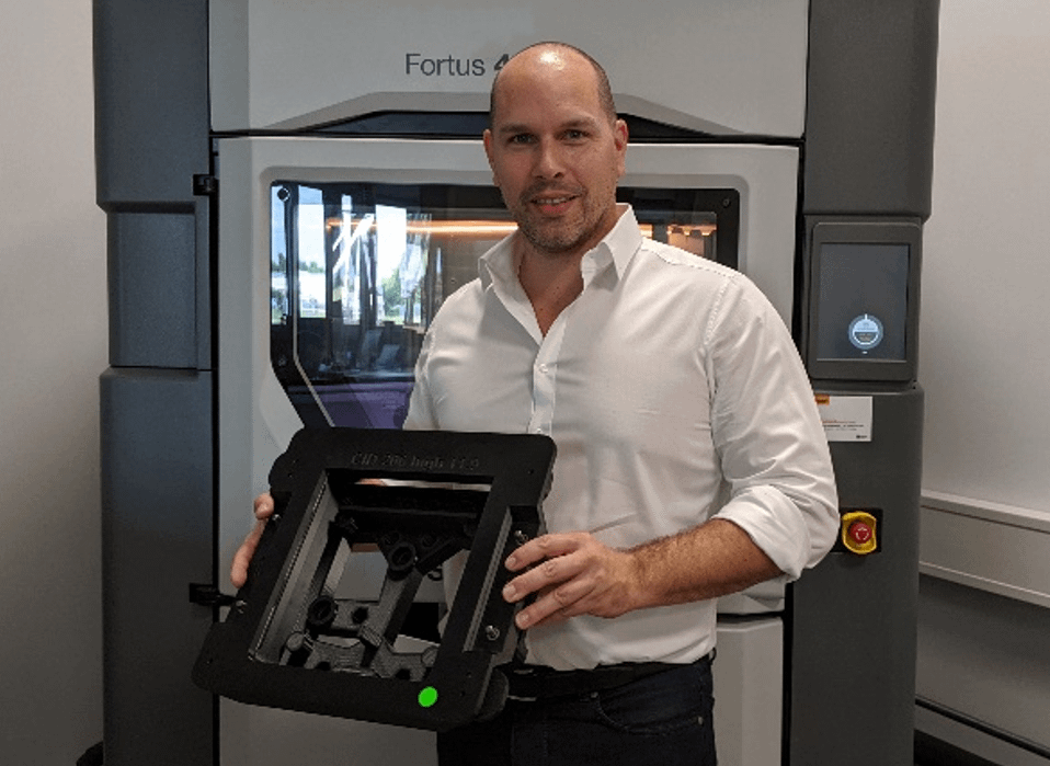 A Continental Stratasys Fortus 450 3D nyomtatót alkalmaz