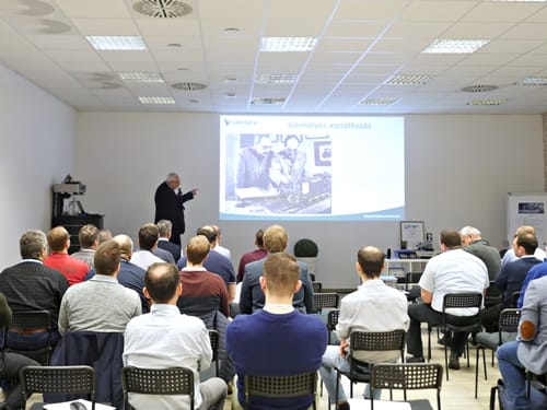 Falk György előadása a Vasúti járműgyártás és 3D nyomtatás konferencián